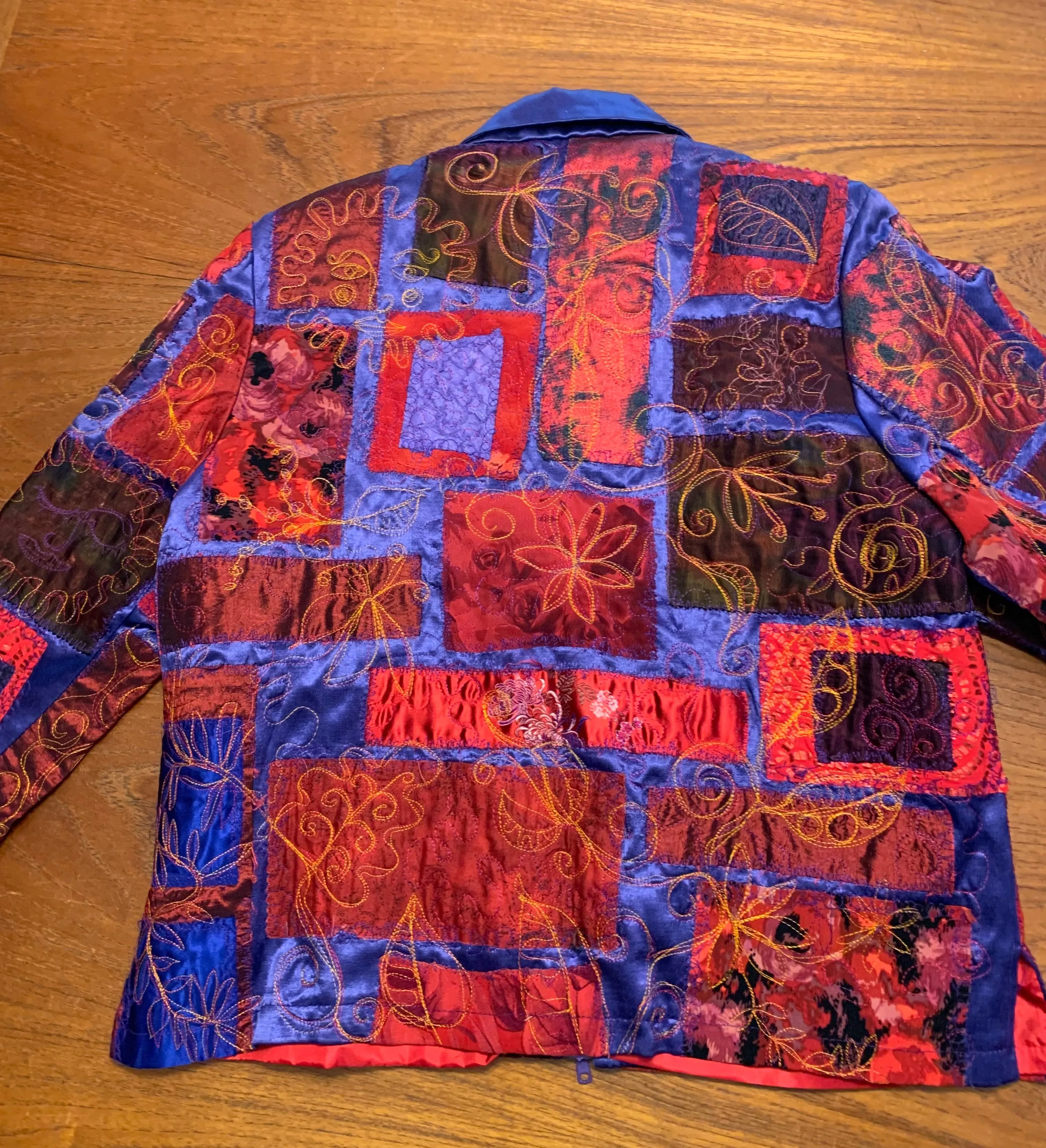 Free Motion Frenzy Jacket - Red/Purple