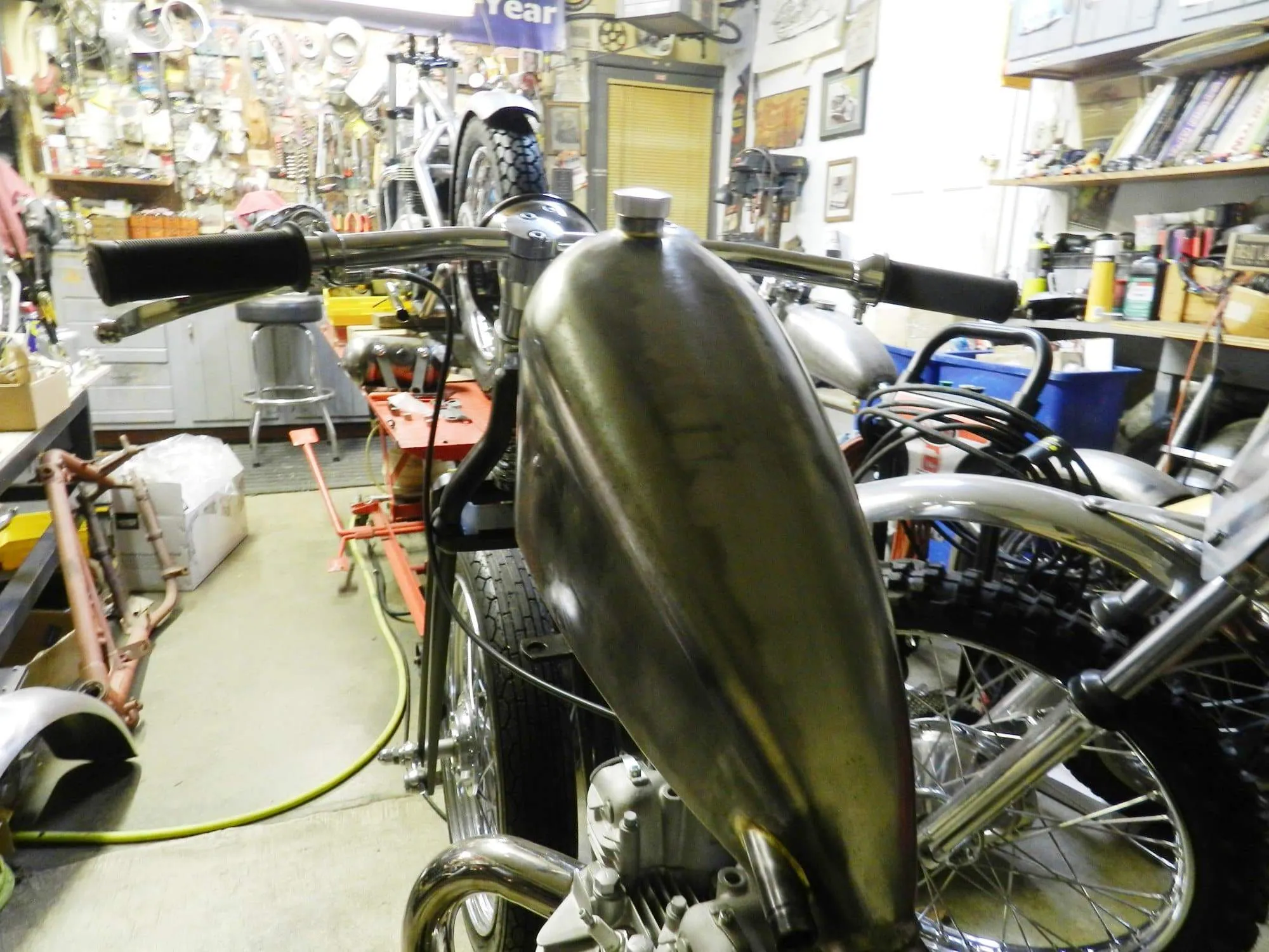 Narrow Sporty Frisco Gas Tank 2.5 gallon