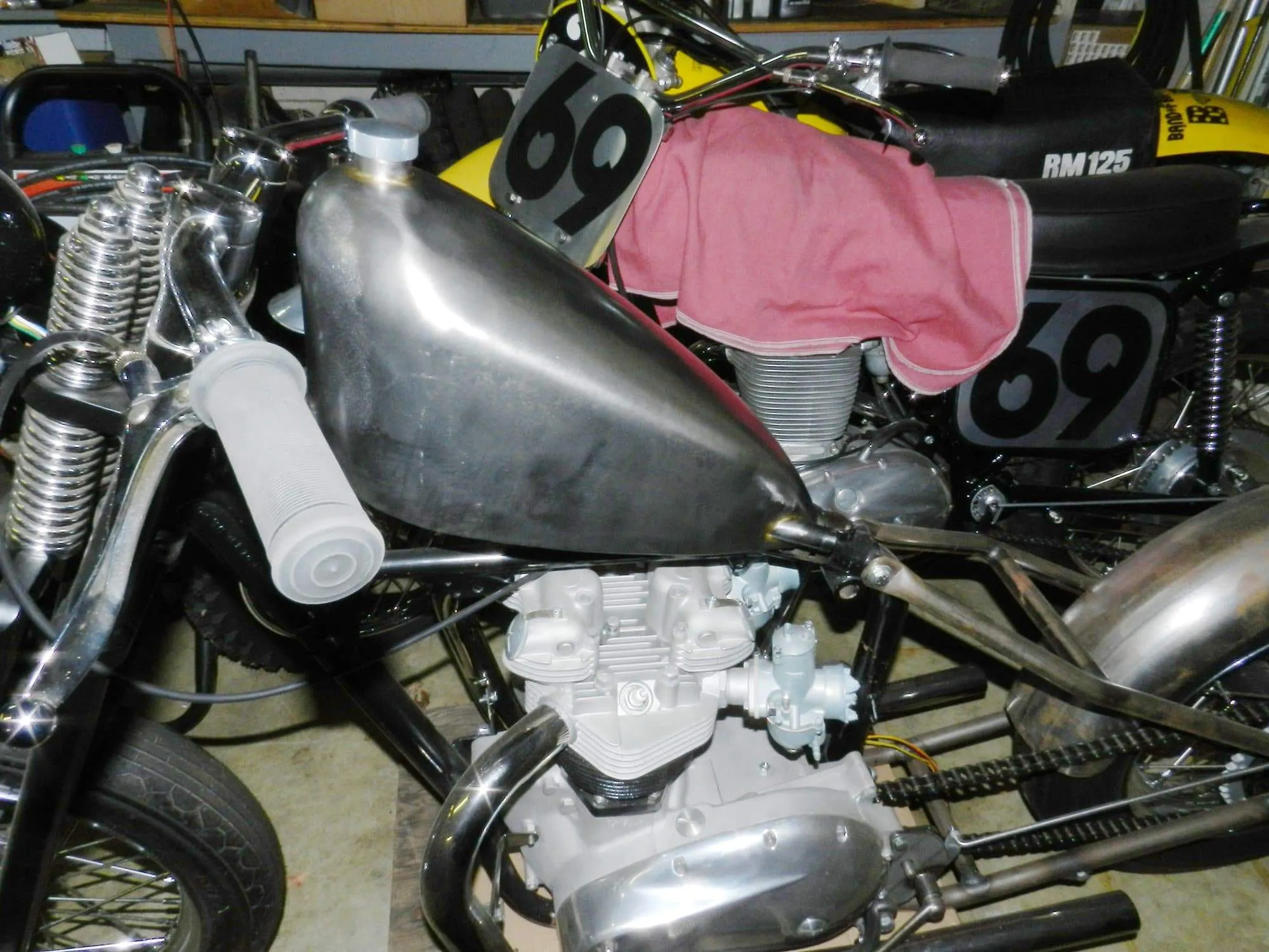 Narrow Sporty Frisco Gas Tank 2.5 gallon